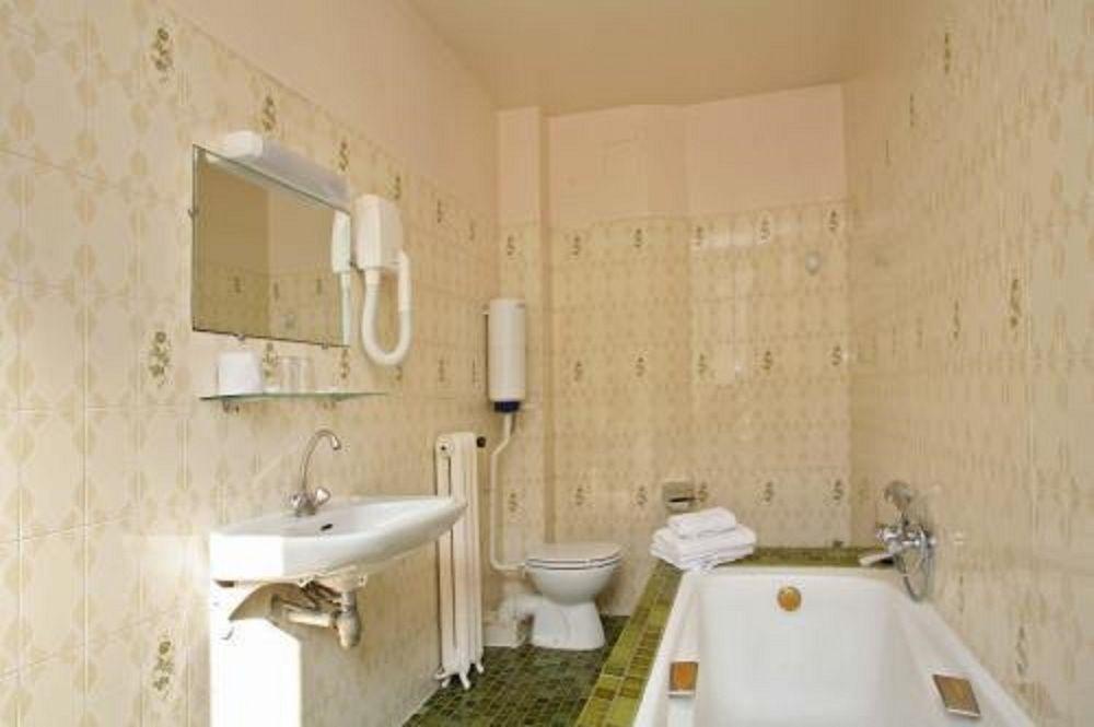 Hotel Lucien & Marinette Paris Luaran gambar